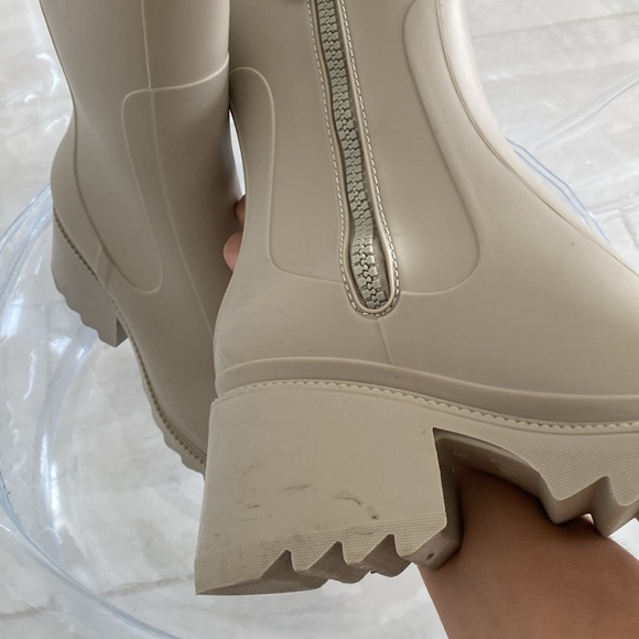 (SOLD***💘😍)CHLOÉ BETTY RUBBER RAIN BOOT - Picture 11 of 16
